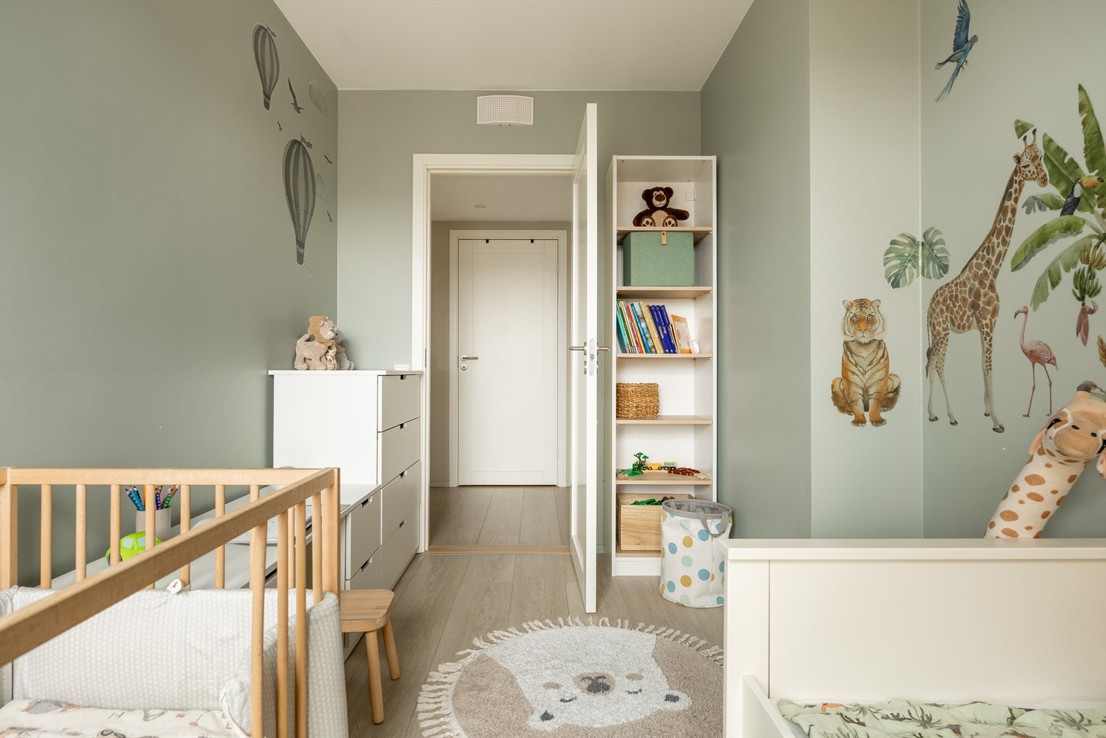 Leilighetens tredje soverom er ideelt som barnerom. Galleribilde