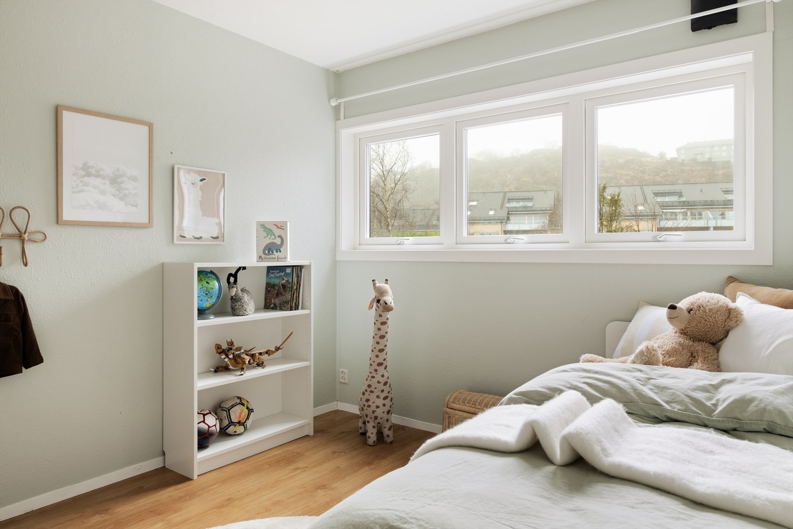 Helt perfekt enten det er barnerom, gjesterom eller hjemmekontor! Galleribilde