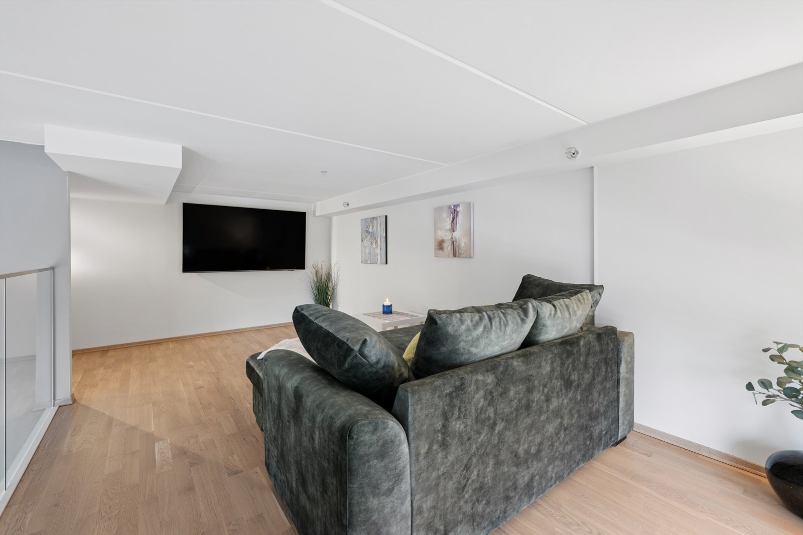 Over stuen finner du en romslig hems på ca. 22 m² gulvareal. Galleribilde