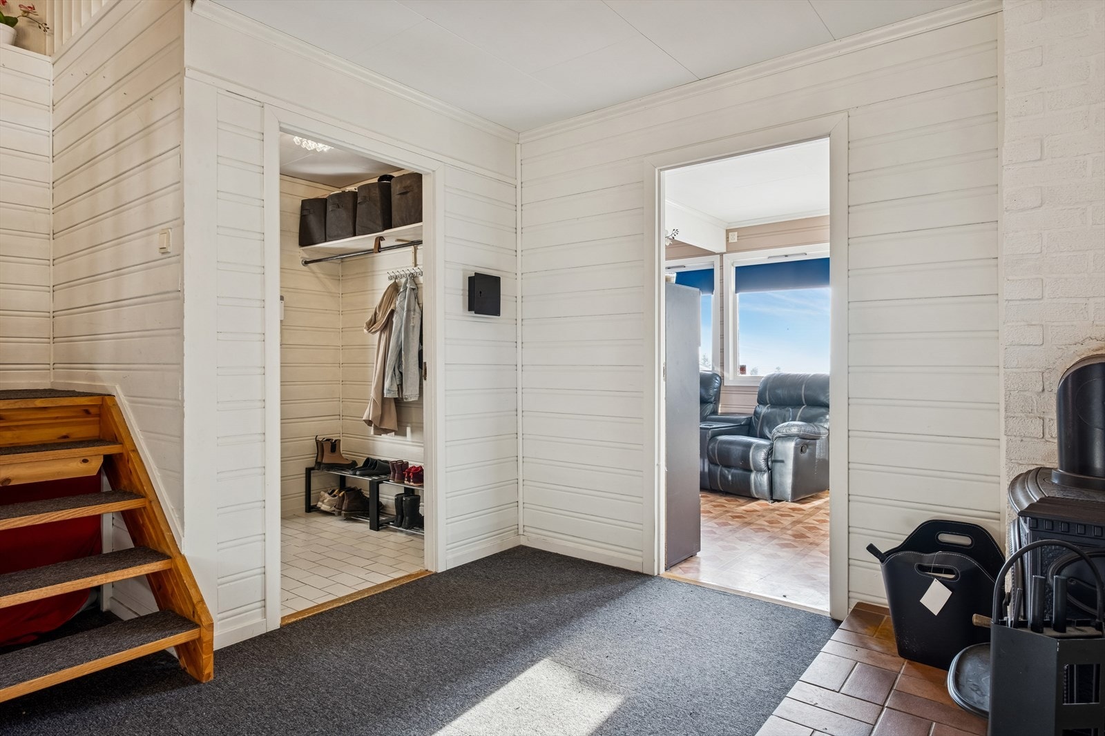 Velkommen inn. Her blir man møtt av en stor entré Galleribilde