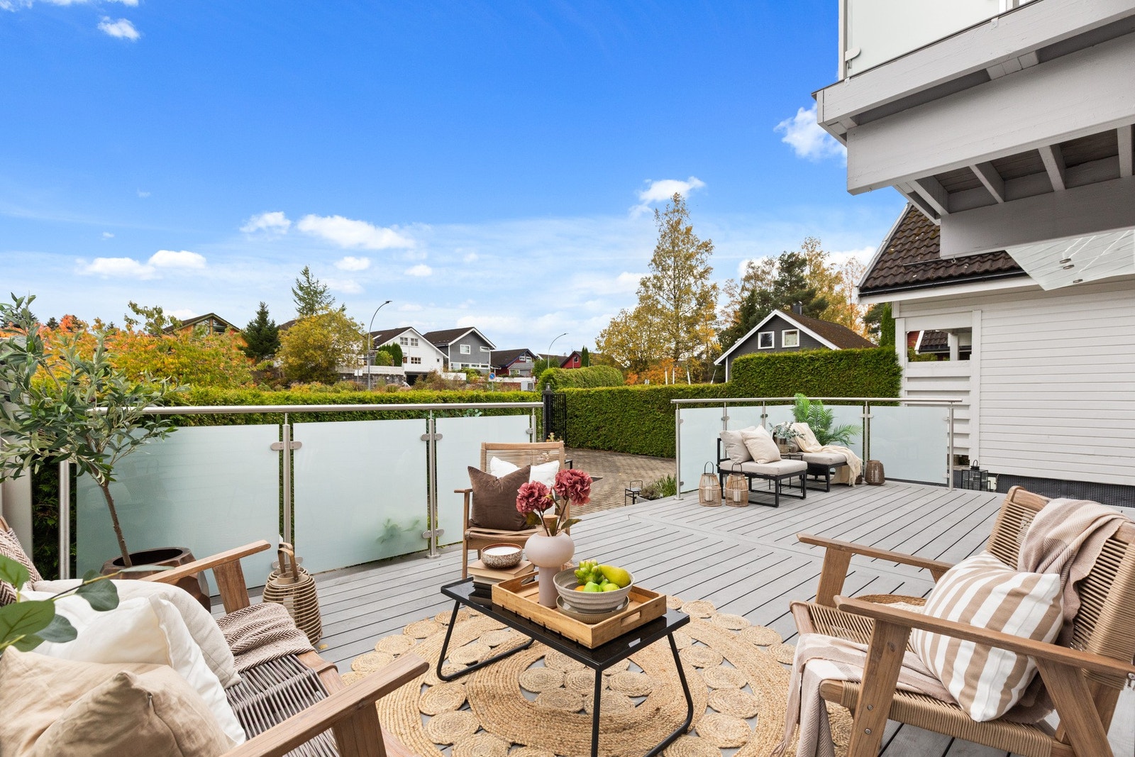 Innholdsrik enebolig over 3 etasjer - herlige solforhold! Galleribilde