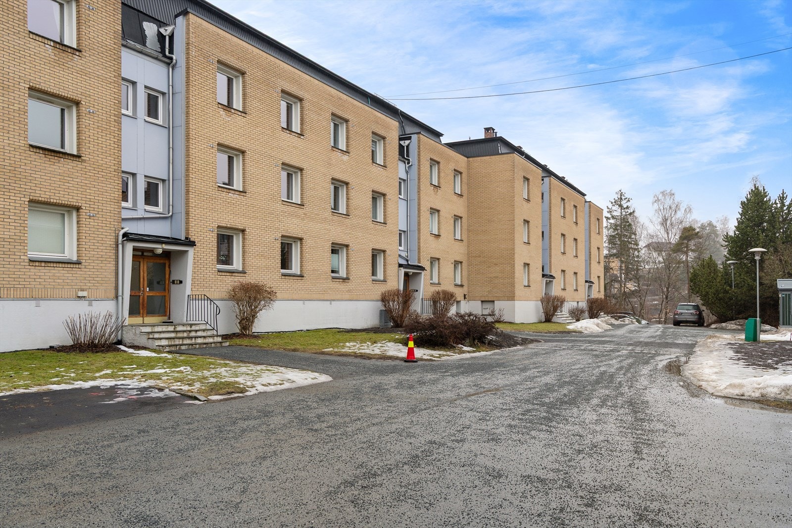 Borettslaget tilbyr også felles sykkelparkering og fellesvaskeri i underetasjen. Galleribilde