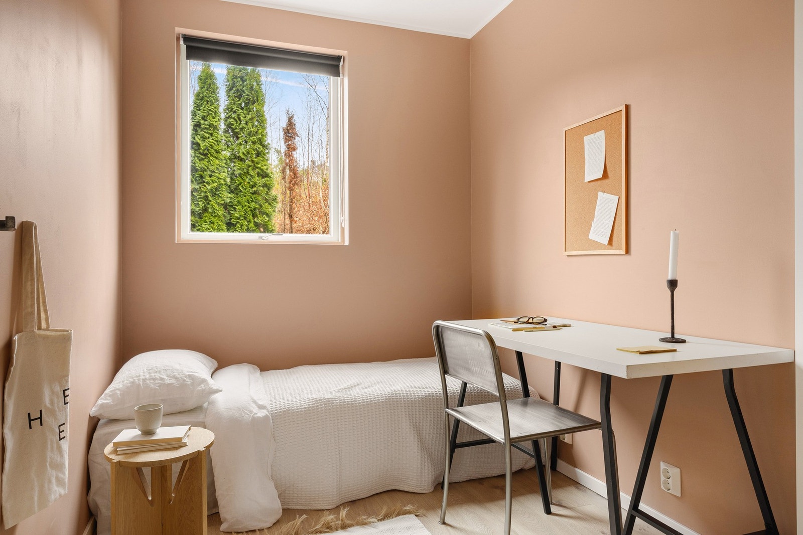 Fint innredet rom på 5,7 kvm. Galleribilde