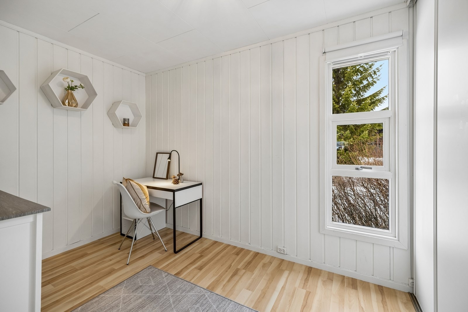 Rom som kan benyttes til gjesterom, soverom eller hobbyrom. Galleribilde