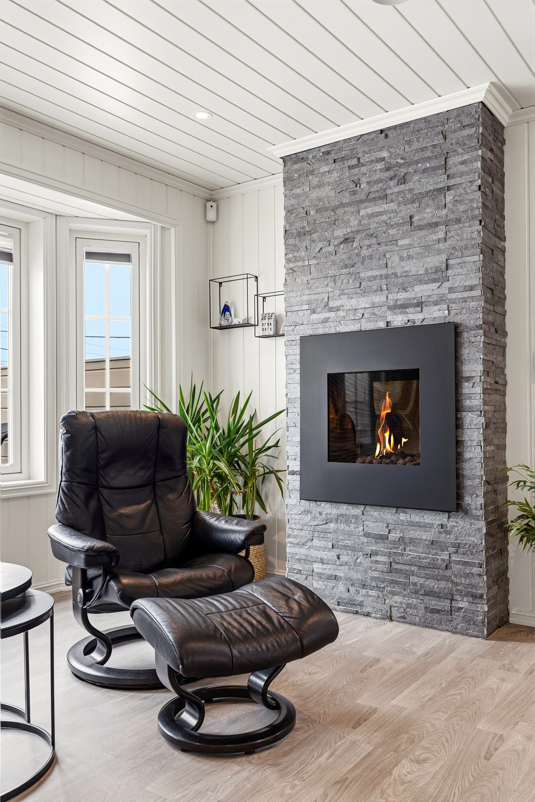 Her er det hyggelig å sitte med en god bok og en kopp kaffe Galleribilde