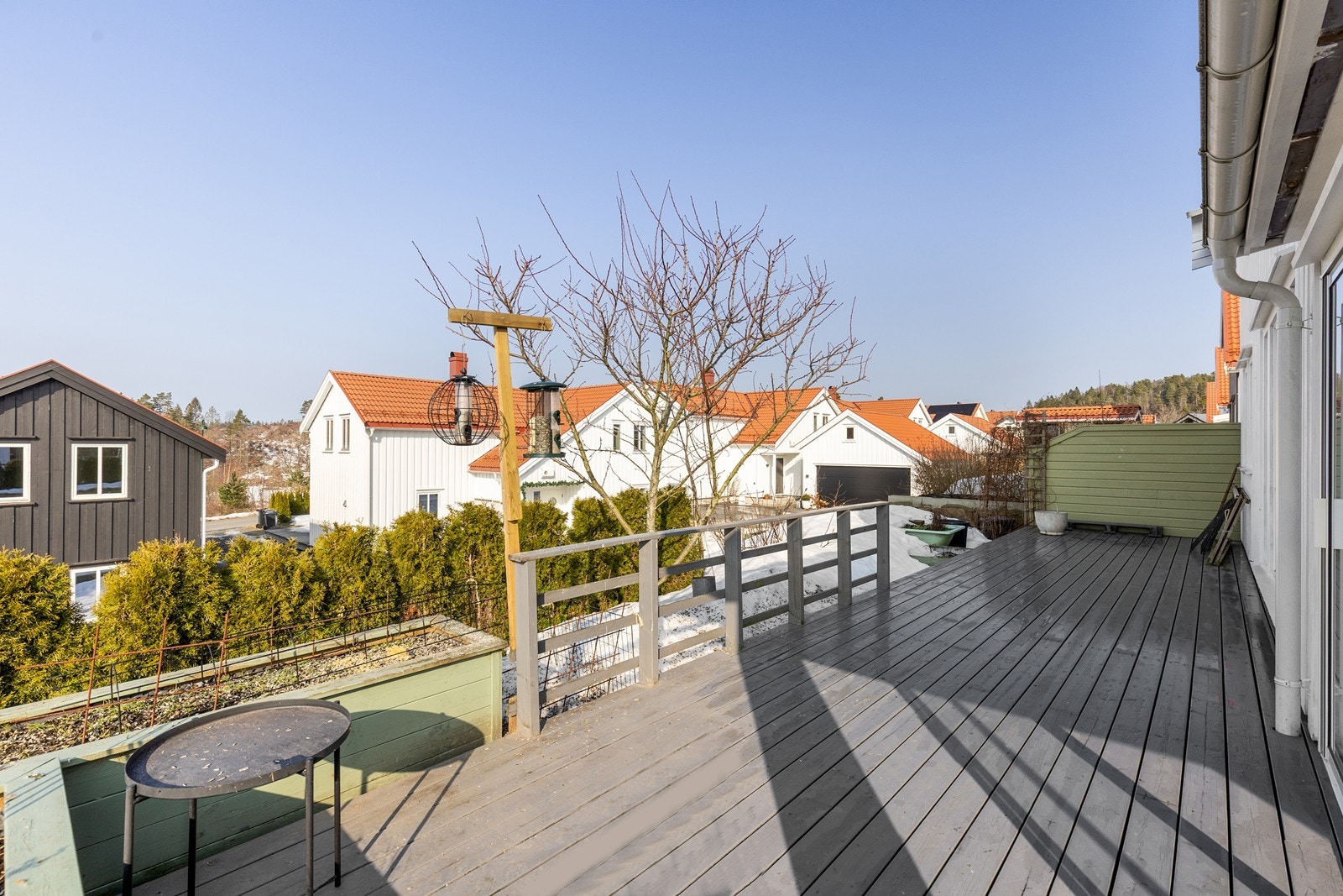 Stor terrasse - Fint utsyn - Gode solforhold. Galleribilde