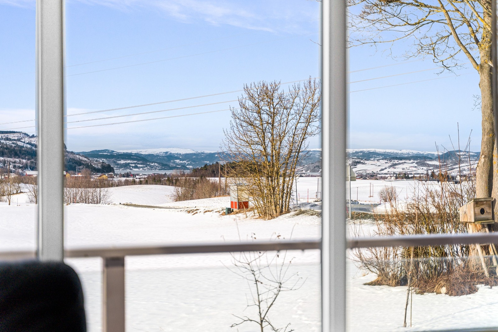 Her kan man se hele veien til sjøen. Galleribilde