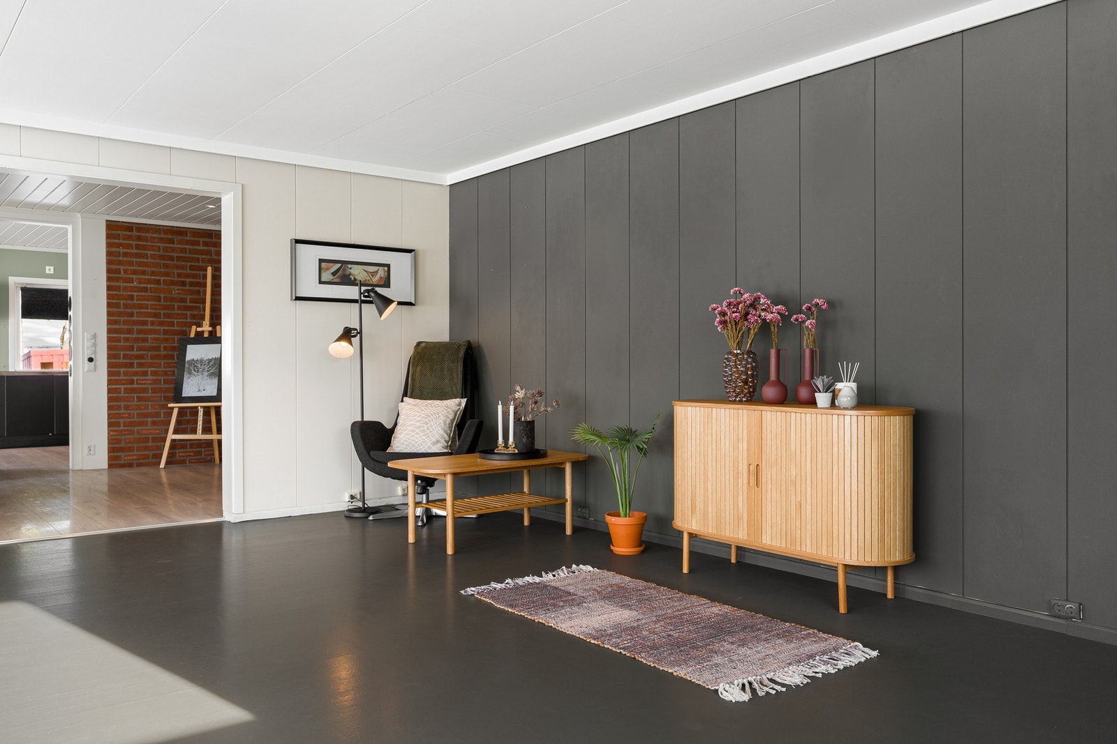 Boligen har også varmepumpe som bidrar til et godt inneklima og lavere energikostnader. Galleribilde