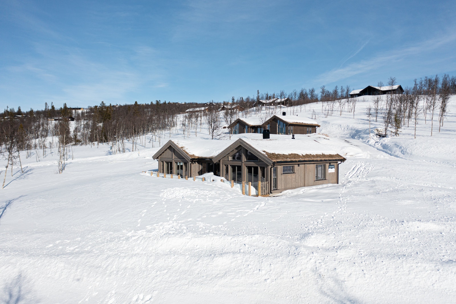 Bilde fra en lik hytte satt opp i Valdres Galleribilde