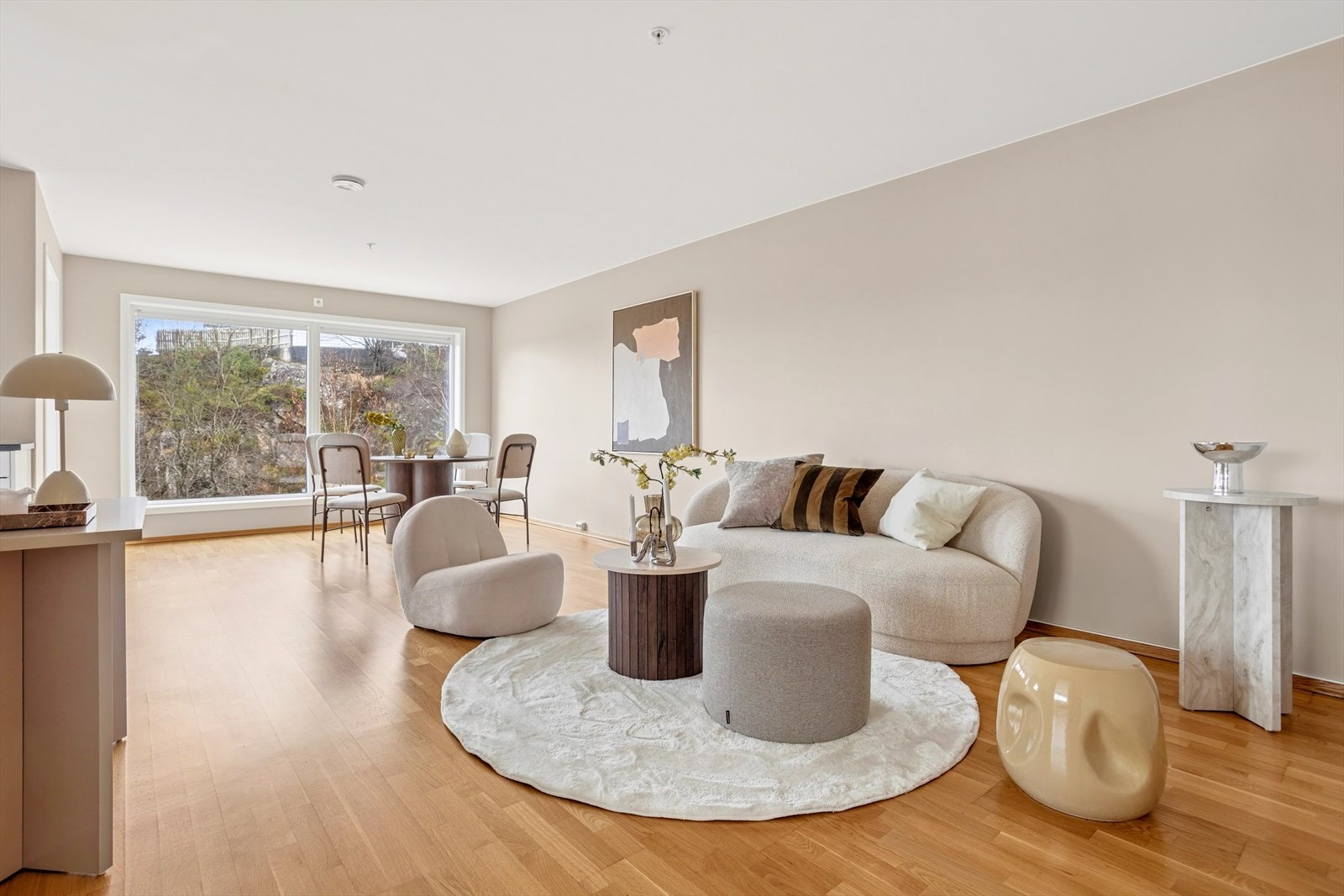 Velkommen til Kubbedalen 43! Presentert av Anette v/ Dnb Eiendom Galleribilde