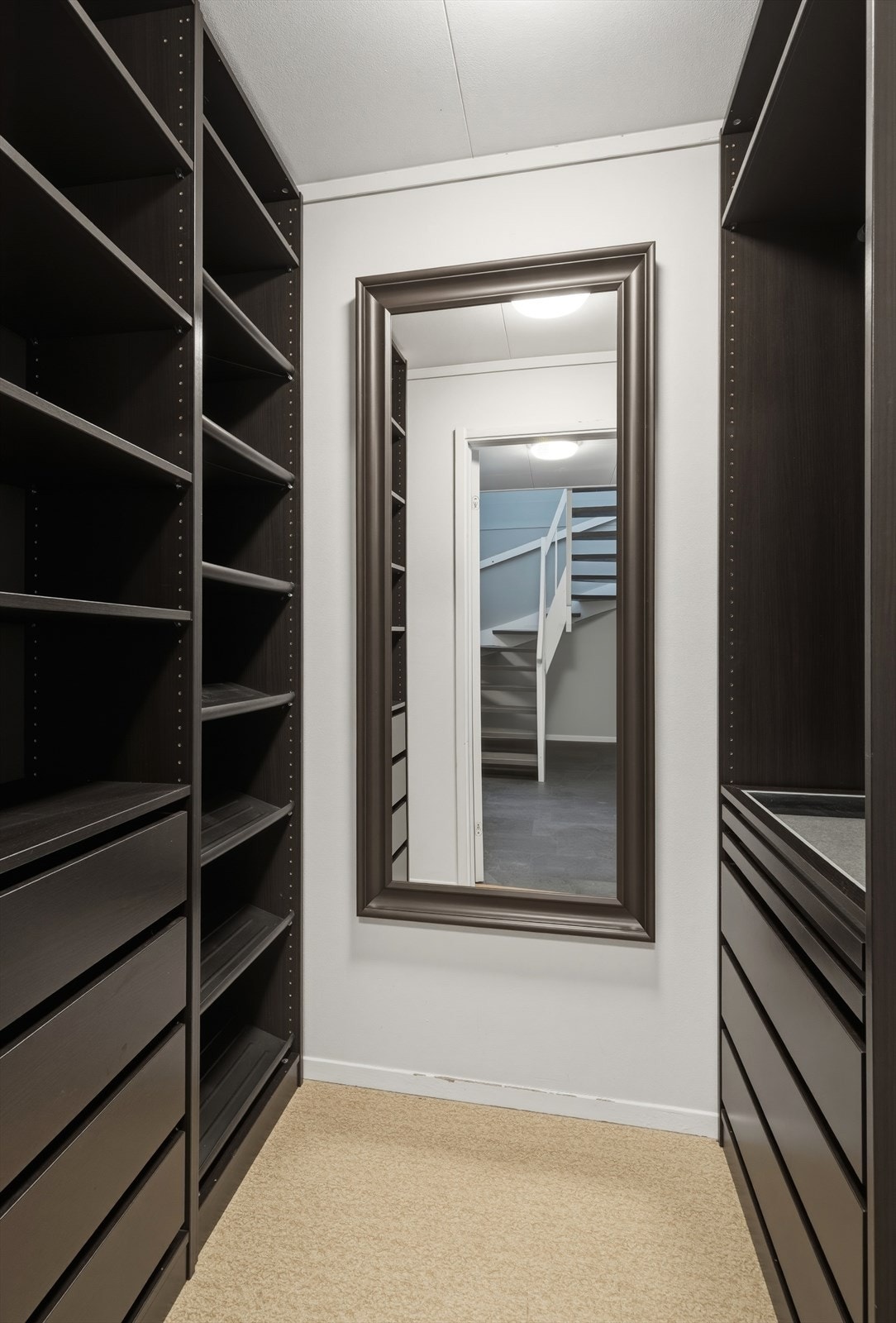 Walk-in. Galleribilde