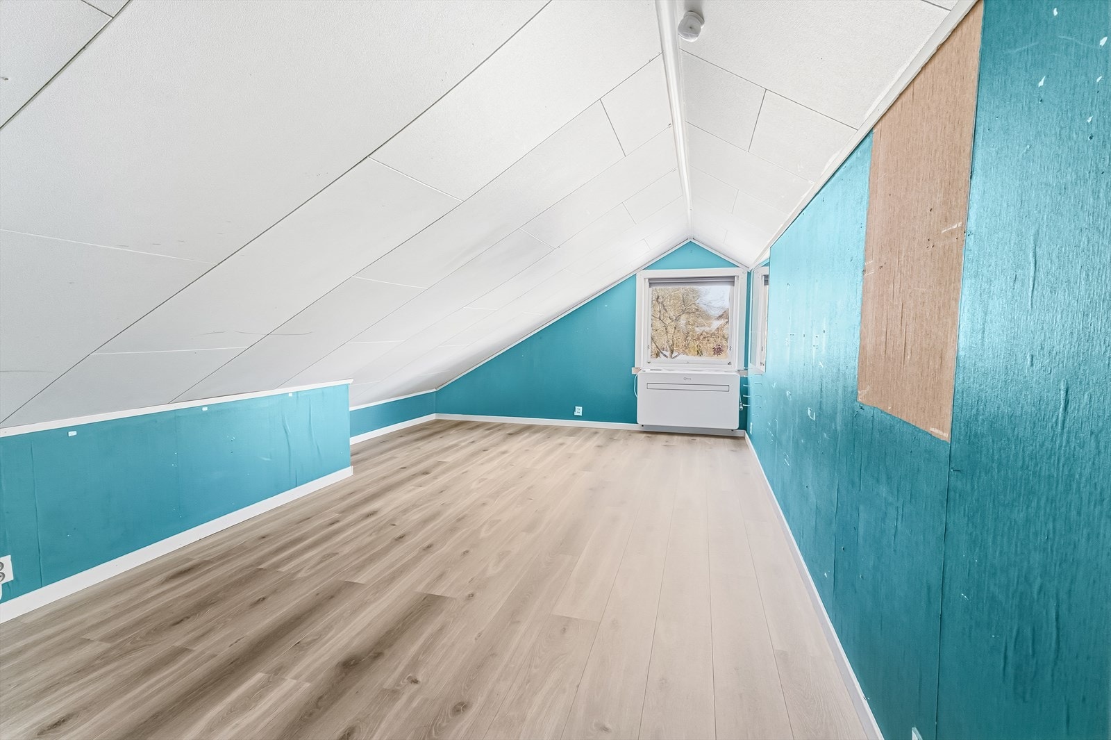 Lagerrom 1 Galleribilde