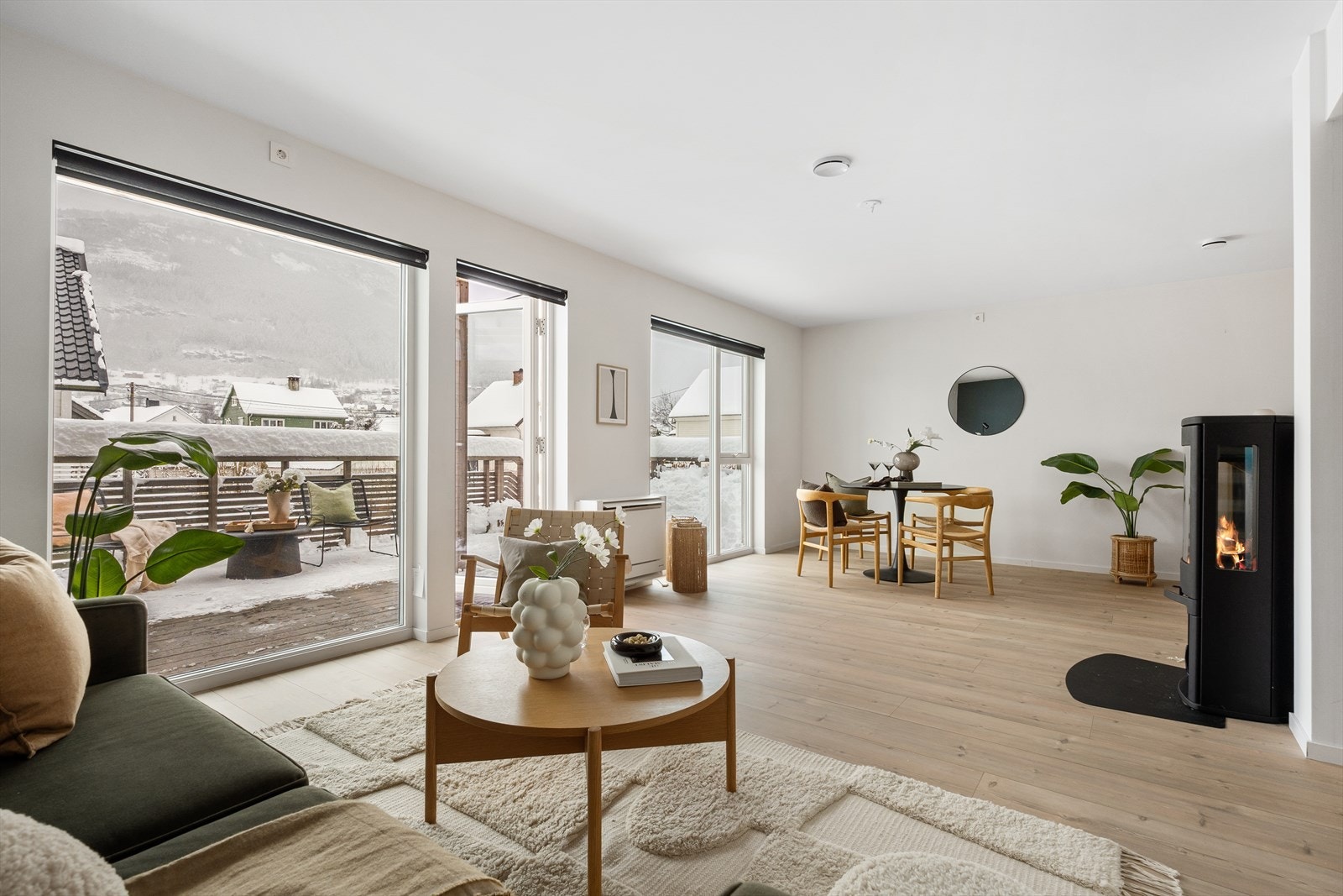 Velkommen til Blomvegen 19 A, presentert av Proaktiv Eiendomsmegling. Foto: Christer Horstad, Weststaff Media AS. Galleribilde