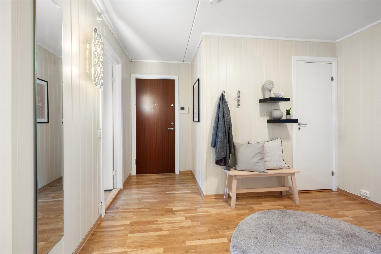 Stor fint inngangsparti. Galleribilde