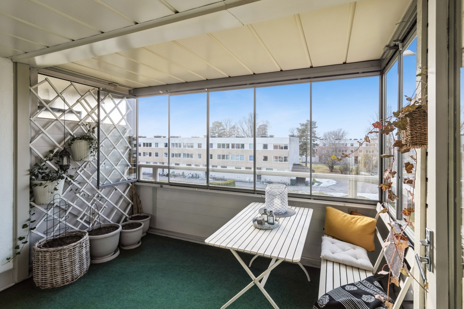 Innglasset balkong Galleribilde