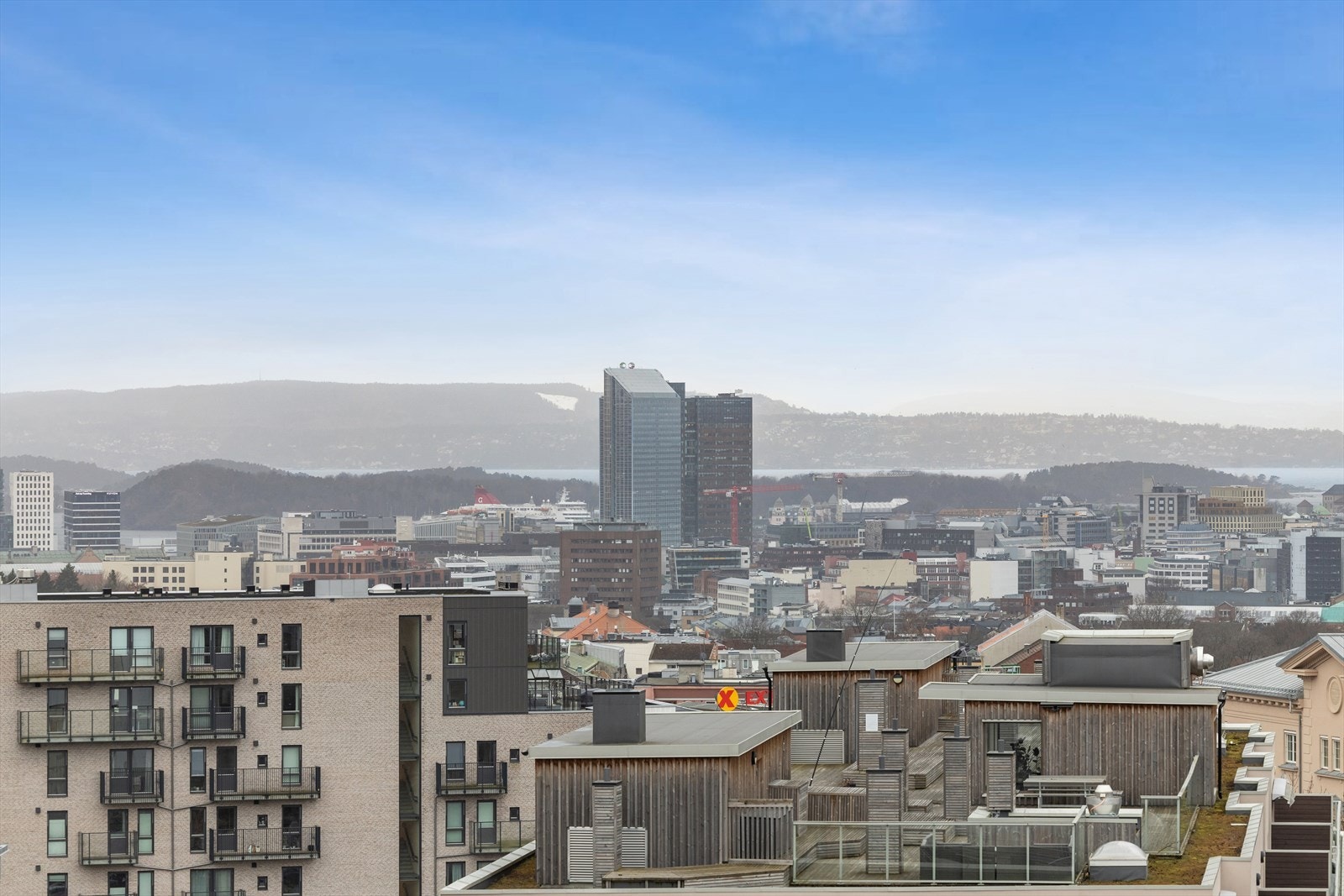 Nyt sosiale samlinger her på sommeren! Galleribilde