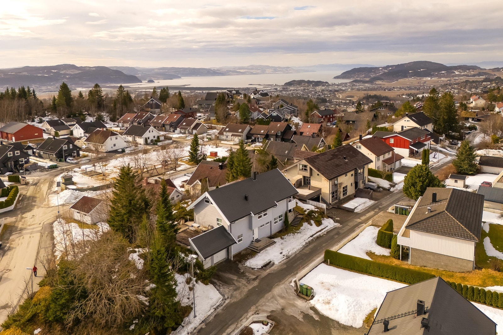 Svært familievennlig område med gode oppvekstvilkår. Galleribilde