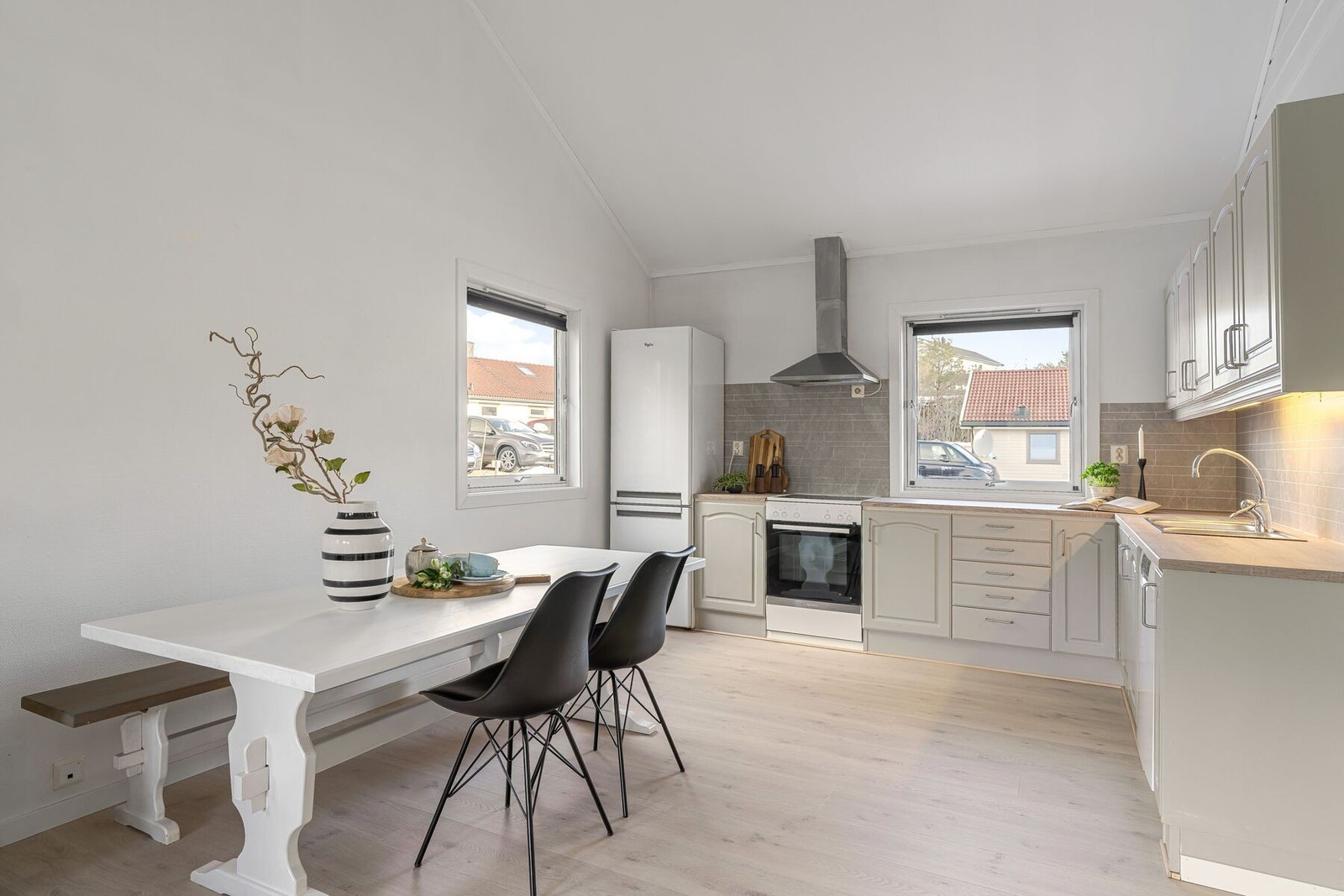 Hvitevarer på kjøkkenet medfølger i handelen i den tilstand de har vært benyttet av selger Galleribilde