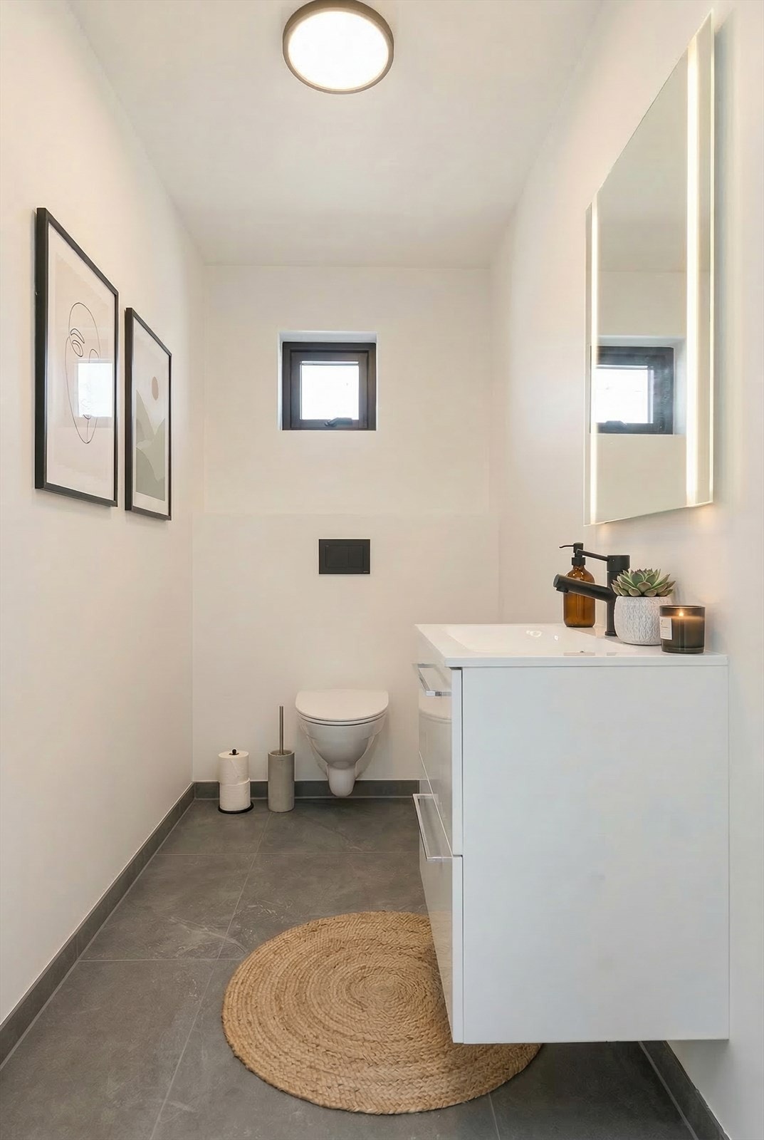 Rosfjordveien 53A - WC 2.etasje.jpg Galleribilde