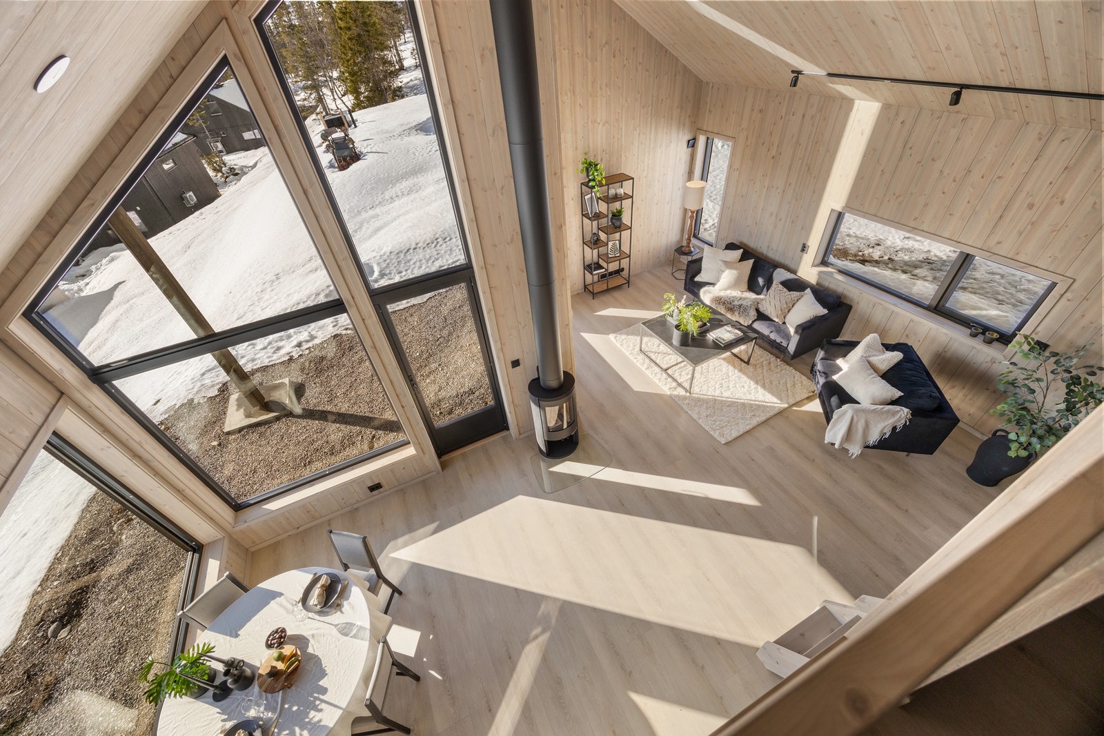 Utsikt fra hems til stue Galleribilde