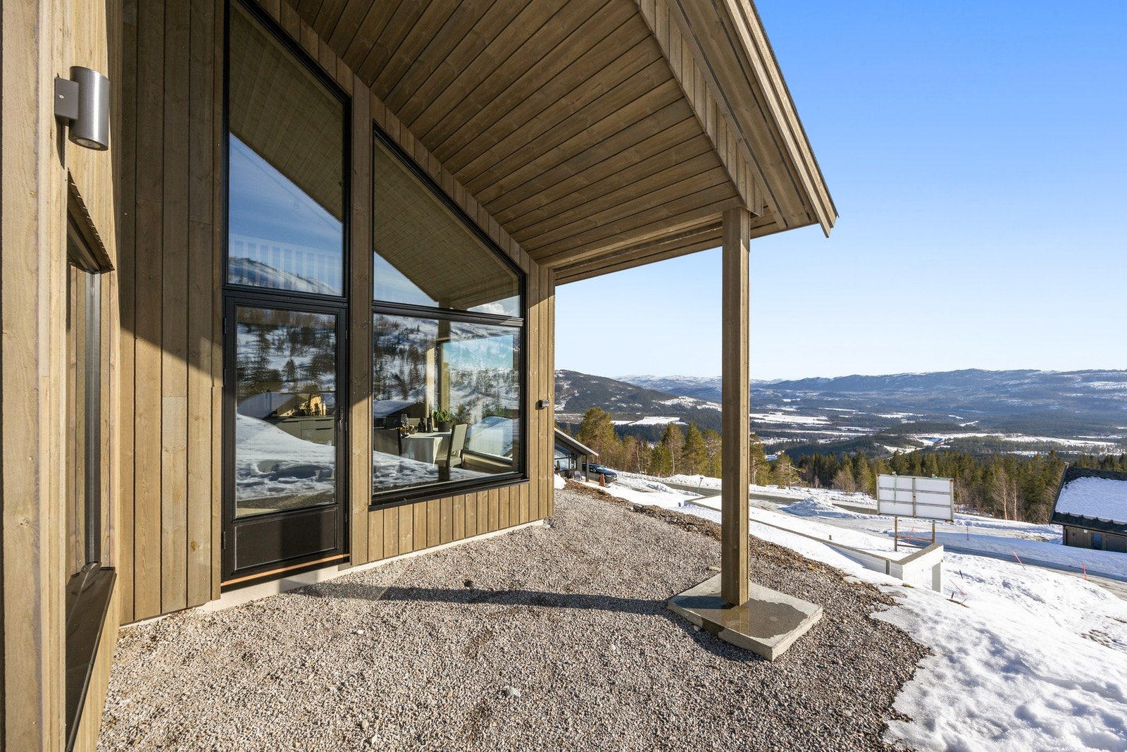 Solrikt og med gode utsiktsforhold Galleribilde