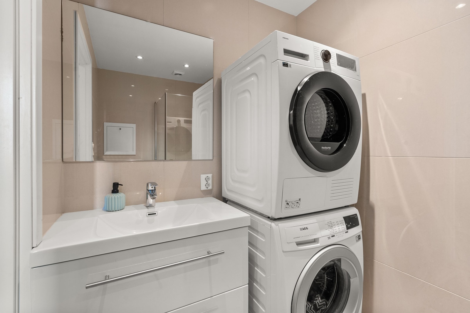 Pent bad Galleribilde