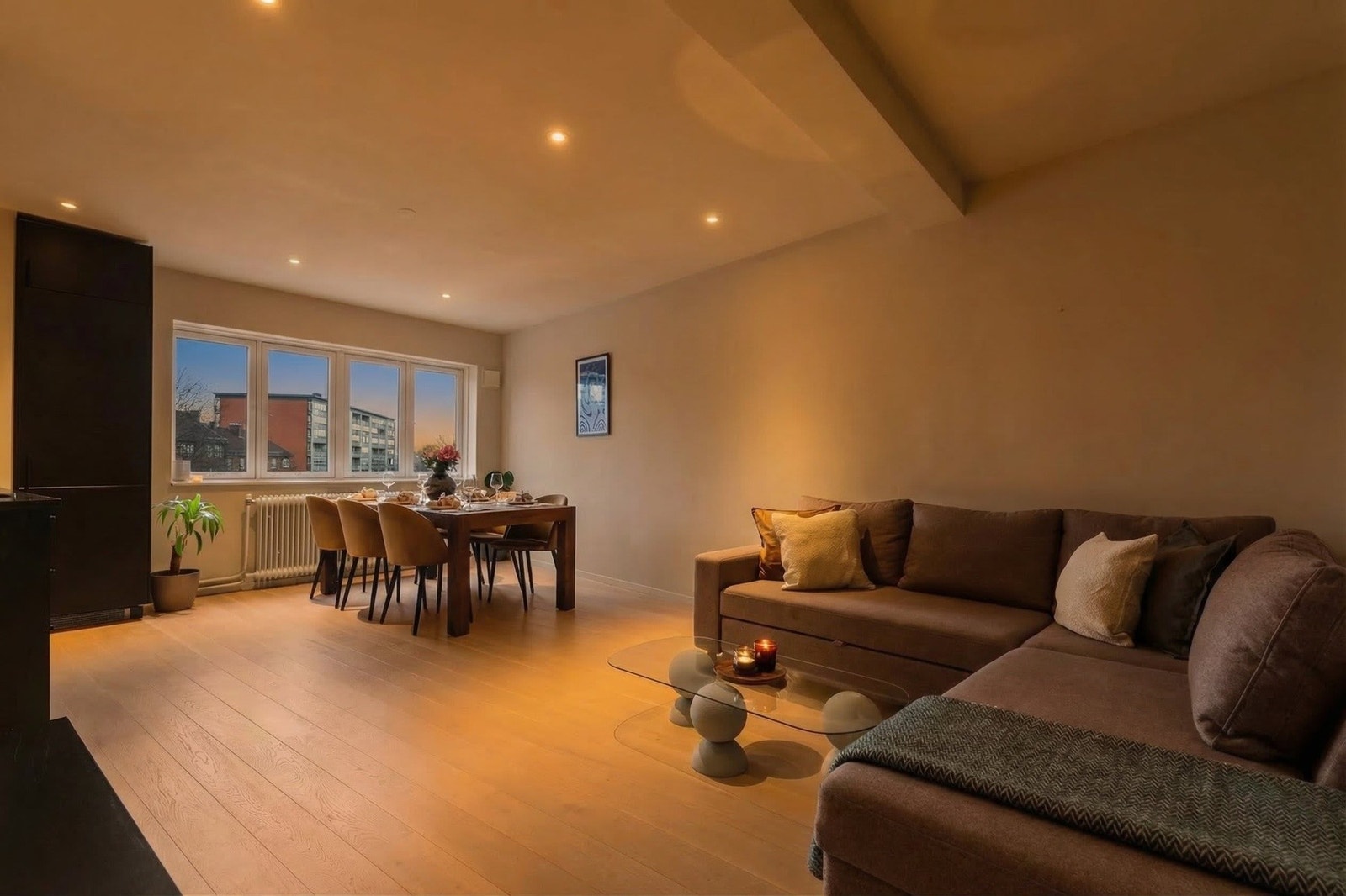 Velkommen til Trondheimsveien 182 - Presenteres av Eiendomsmegler MNEF/Partner Sarvajuthan Mahalingam v/Privatmegleren Komplett! Foto: Alejandro Villanueva Galleribilde