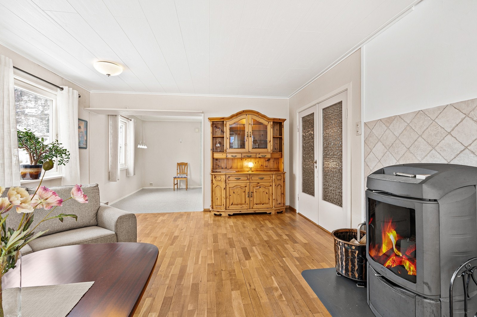 - Merk vedovn som sørger for en behagelig innetemperatur selv på kalde vinterdager - Galleribilde