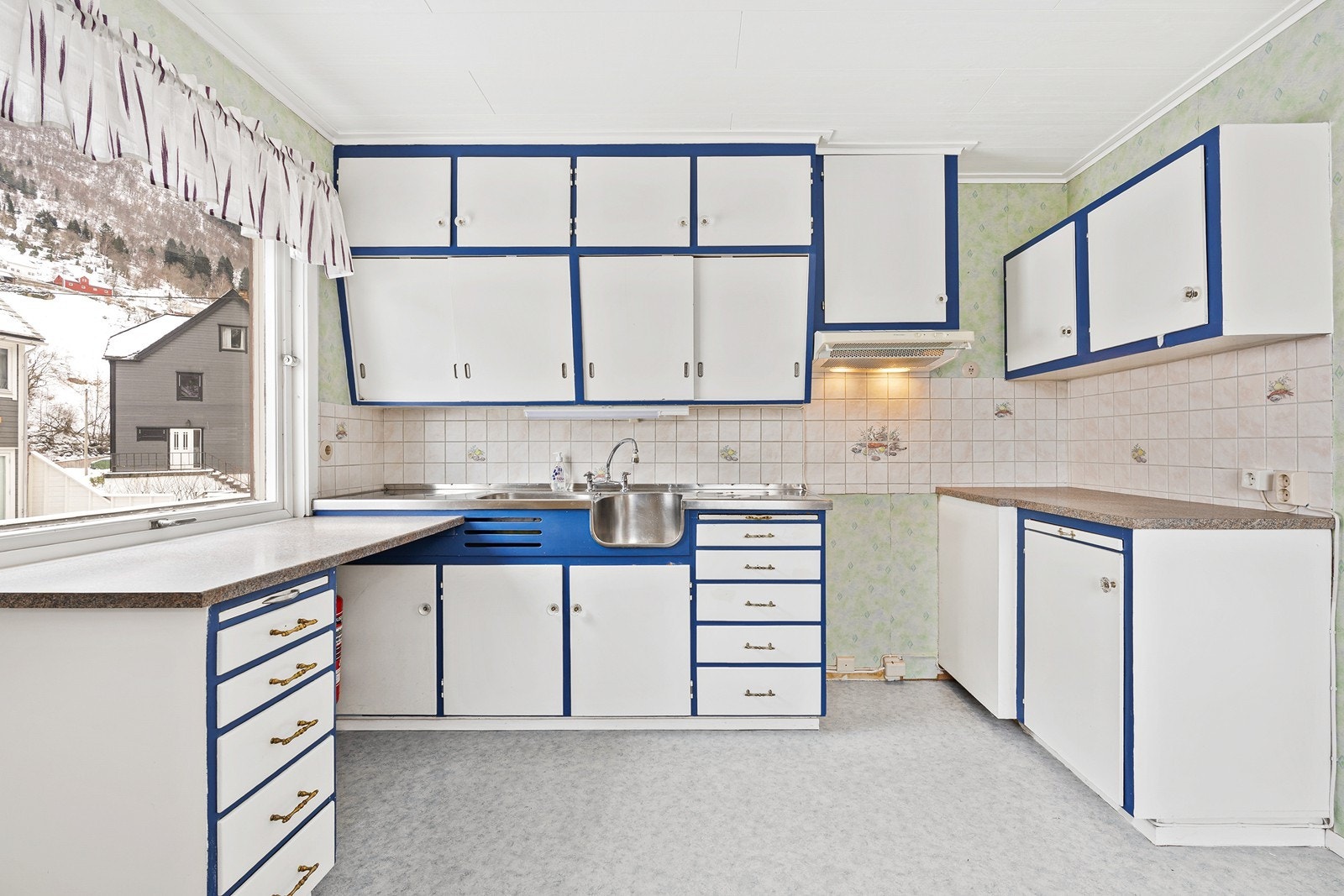 - Her har du gode muligheter til å skape ditt drømmekjøkken - Galleribilde