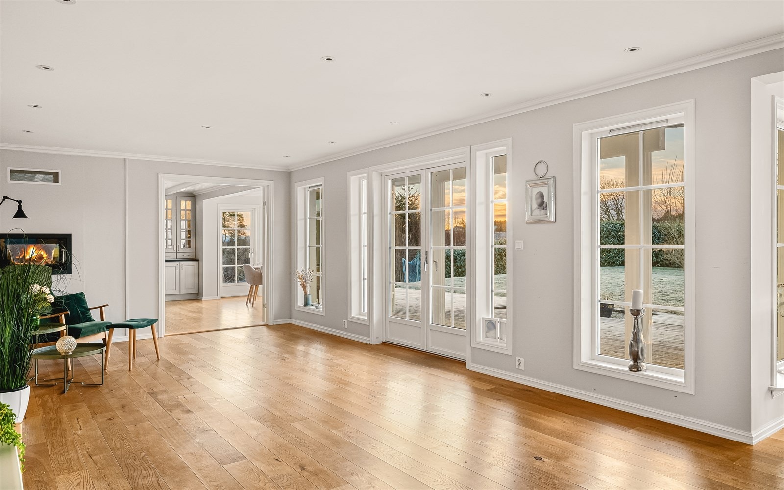 Lekker vedovn på veggen for peiskos de kalde vinterkveldene. Galleribilde