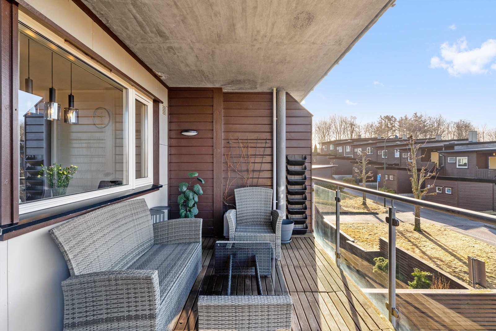 Ca. 10 kvm balkong med meget gode solforhold Galleribilde