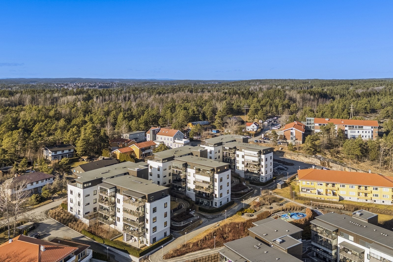 Området består hovedsakelig av leilighetsbygg i rolige omgivelser. Galleribilde