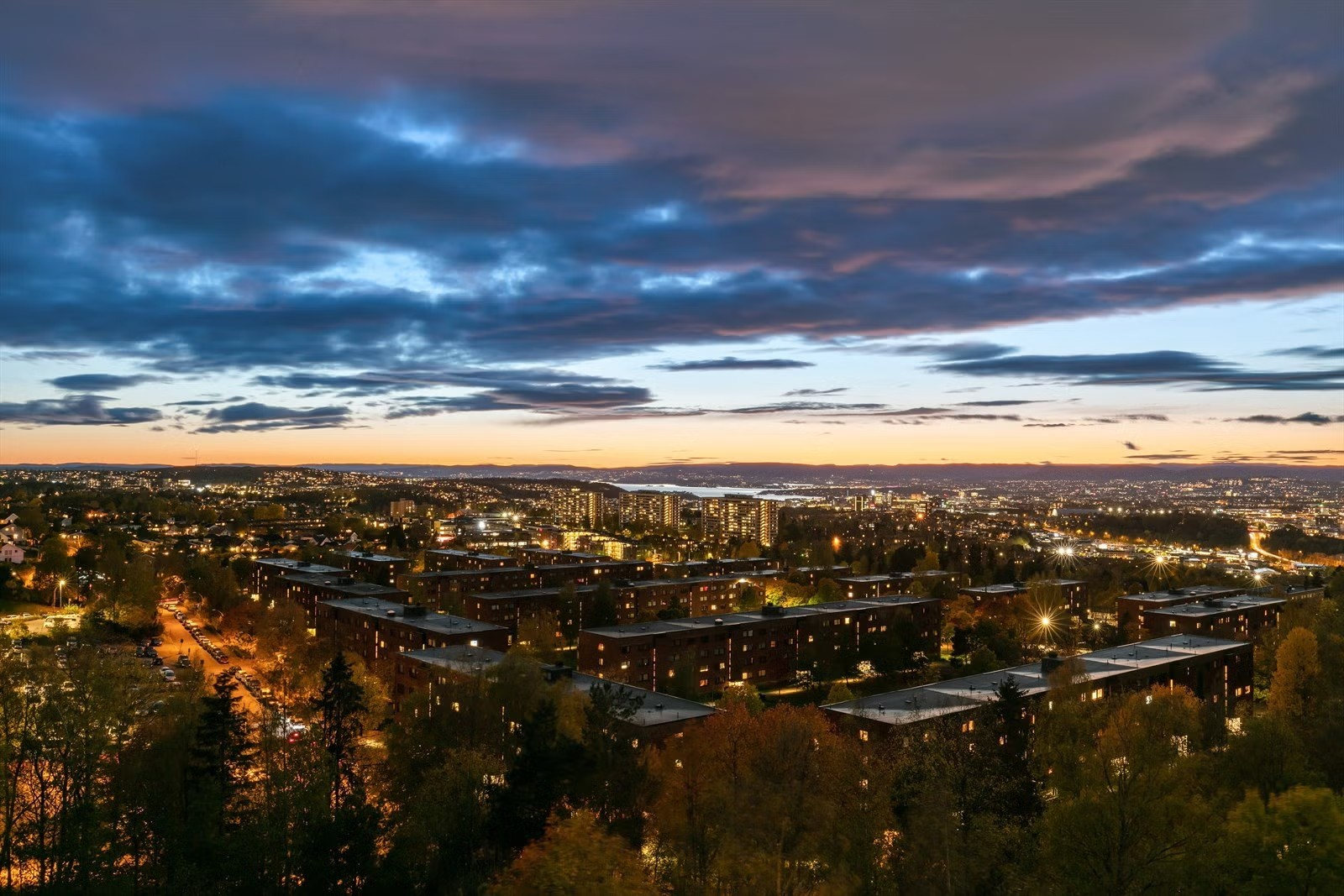 Fra 10. etasje ser man vidt utover landskapet. Galleribilde