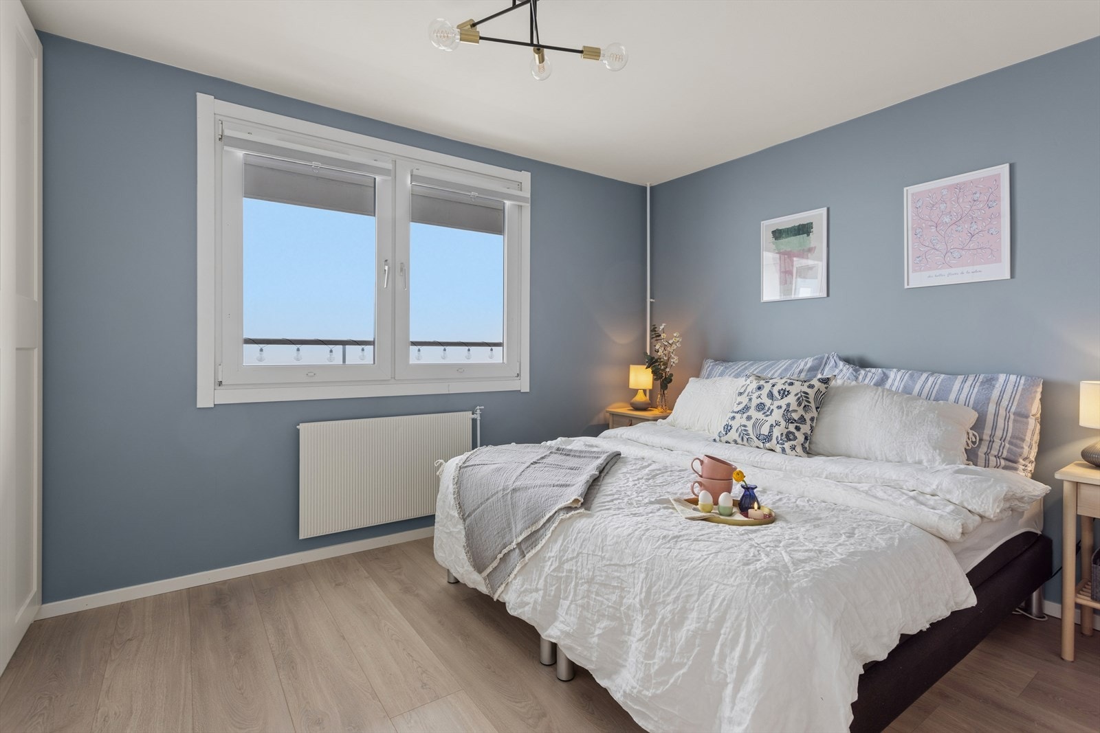 Soverom 2 er også romslig, og egner seg godt som barnerom, gjesterom eller kontor. Galleribilde