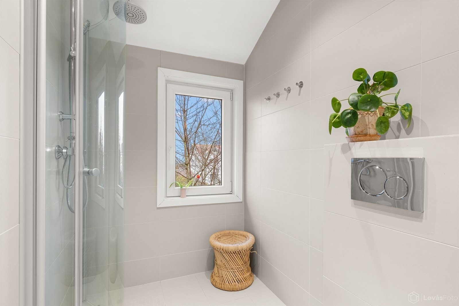 Badet har varmekabler i gulv. Galleribilde