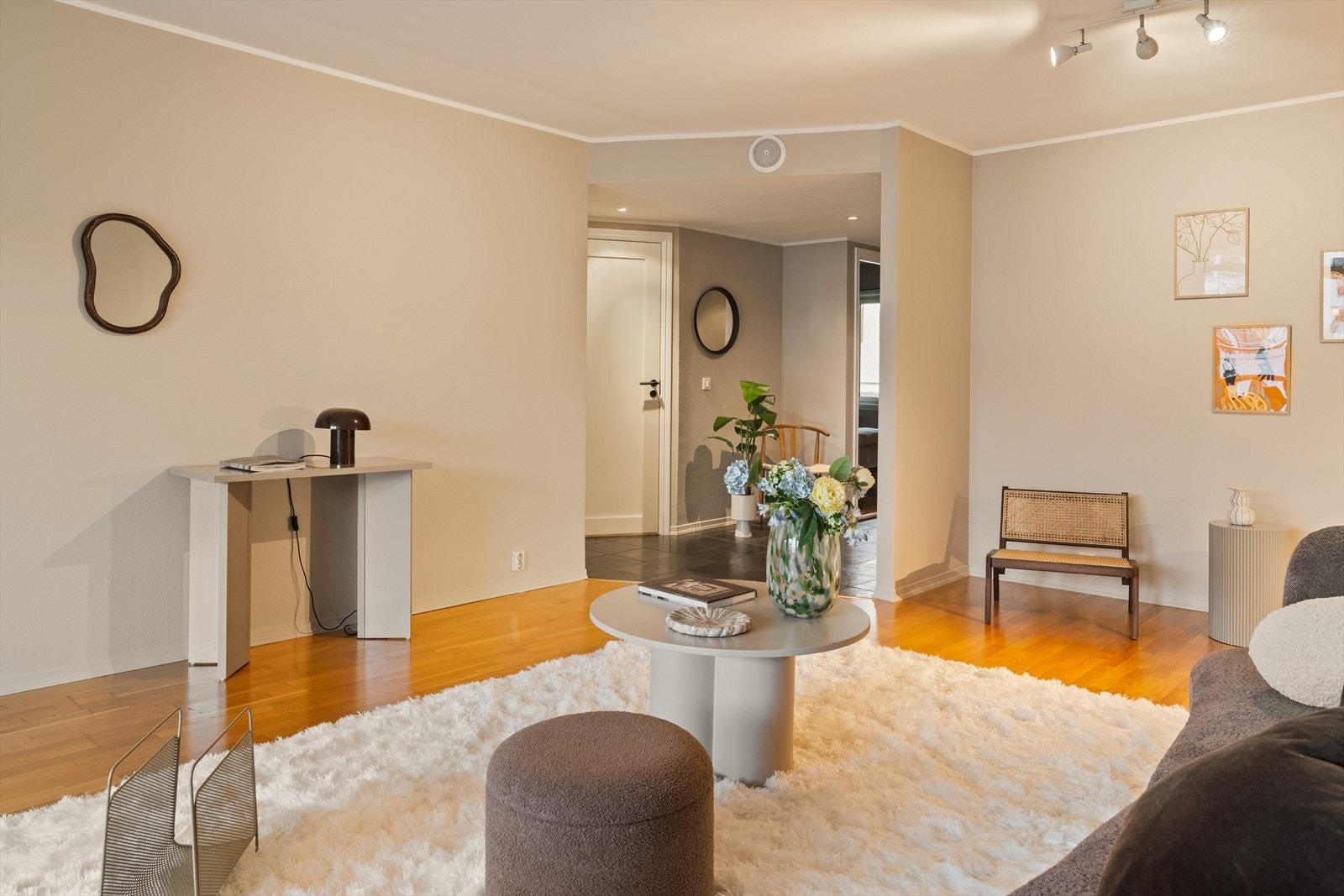 Videre forbi stuen kommer vi inn til badet. Galleribilde