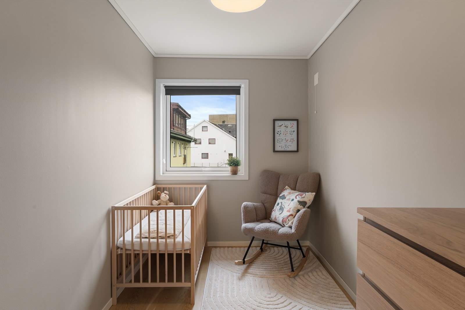 Soverom 2. Perfekt som barnerom, gjesterom eller kontor. Alt etter behov. Galleribilde