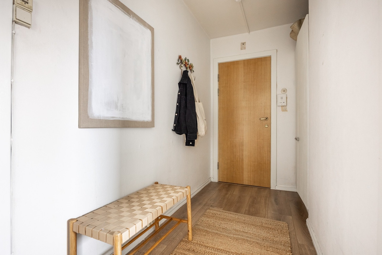 Adkomst via felles trappeoppgang med calling. Galleribilde