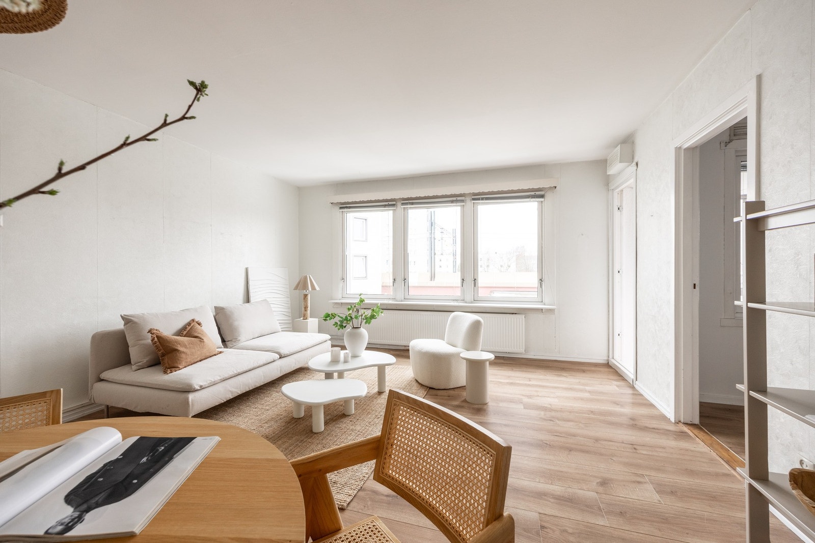 Stuens planløsning er funksjonell, og det er enkelt å innrede. Galleribilde