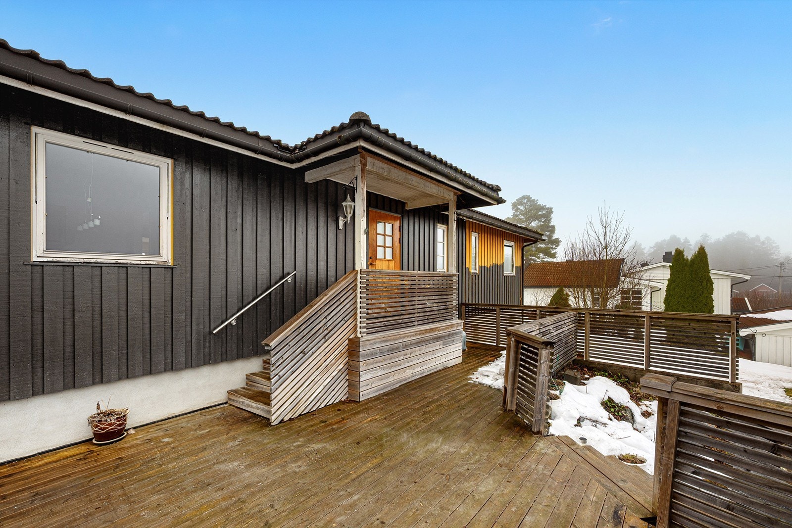 Overbygget inngangsparti Galleribilde