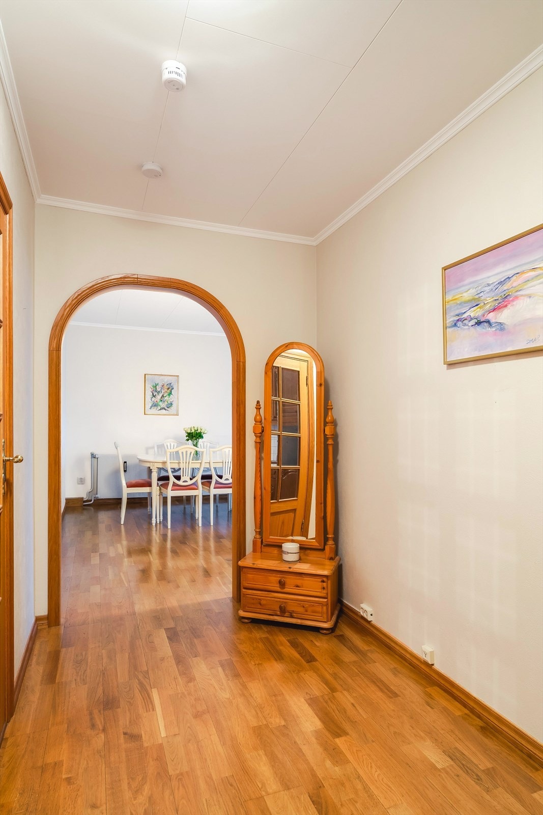 Entré / gang er målt 6,2 kvm. Galleribilde