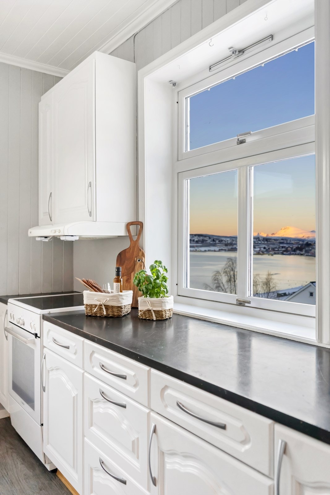 Kjøkken med utsikt! Galleribilde