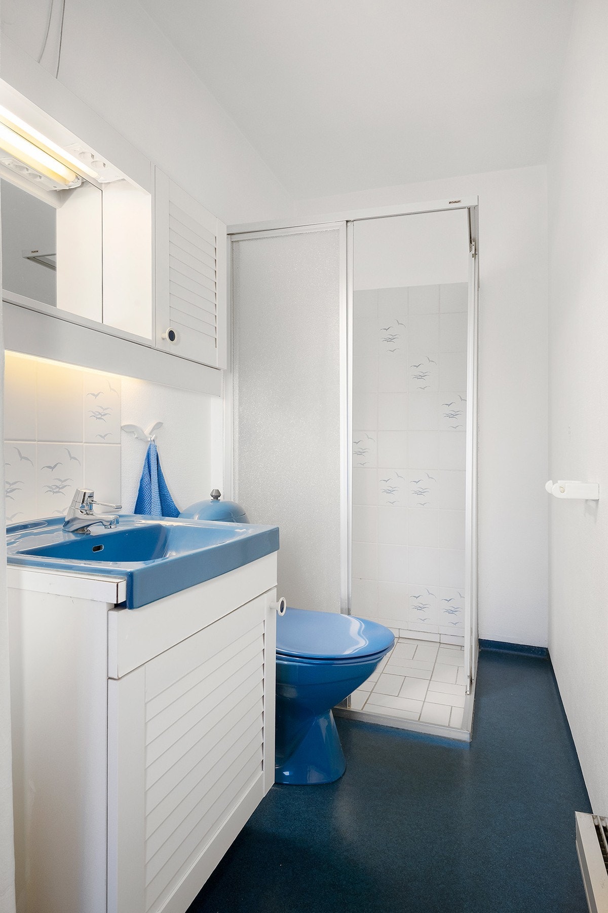 Baderom fra entre. Galleribilde