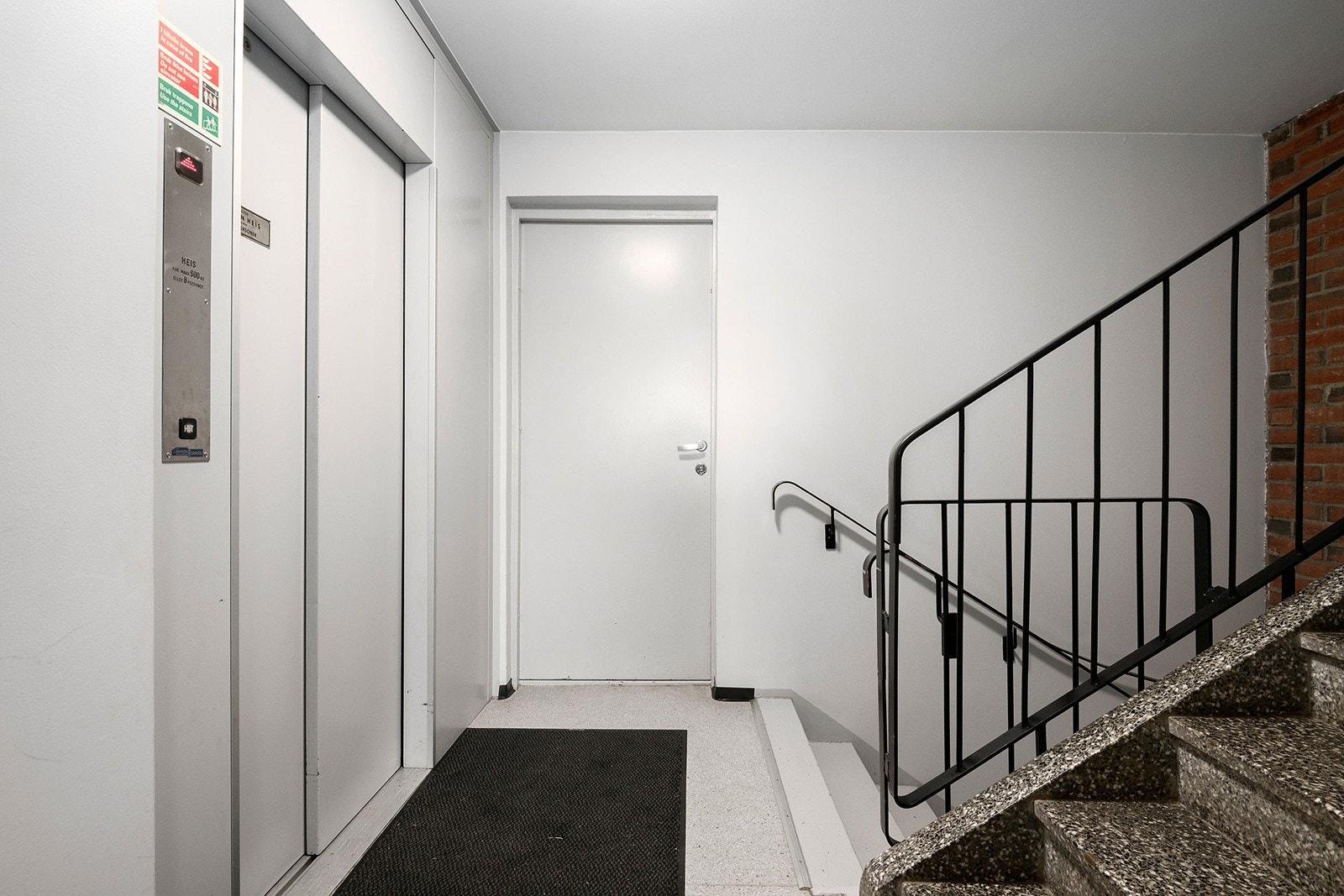 Heis i oppgangen. Galleribilde