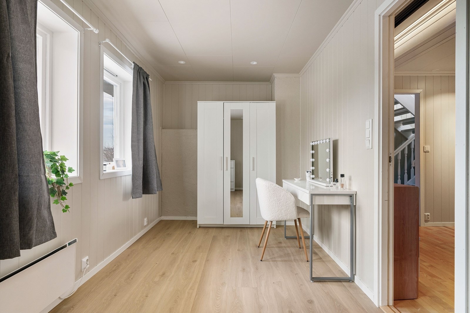 Stort soverom på hele 16 kvm. Galleribilde