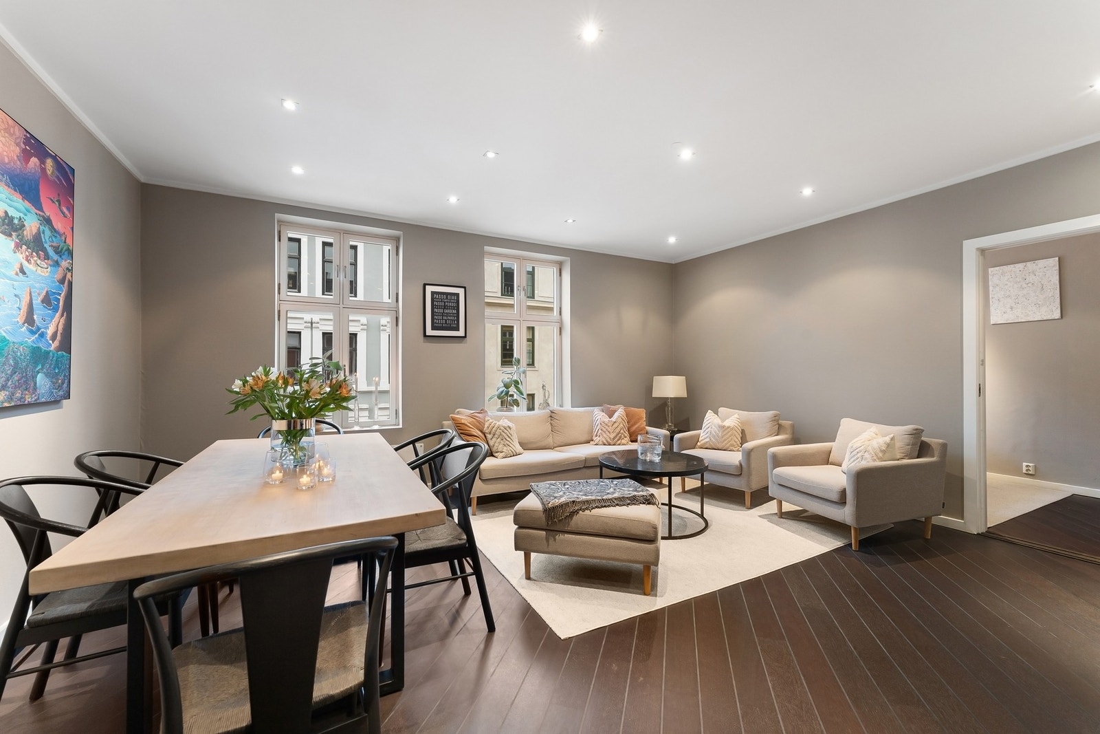 Leiligheten har en fleksibel planløsning, og er lett å dele opp i soner. Galleribilde