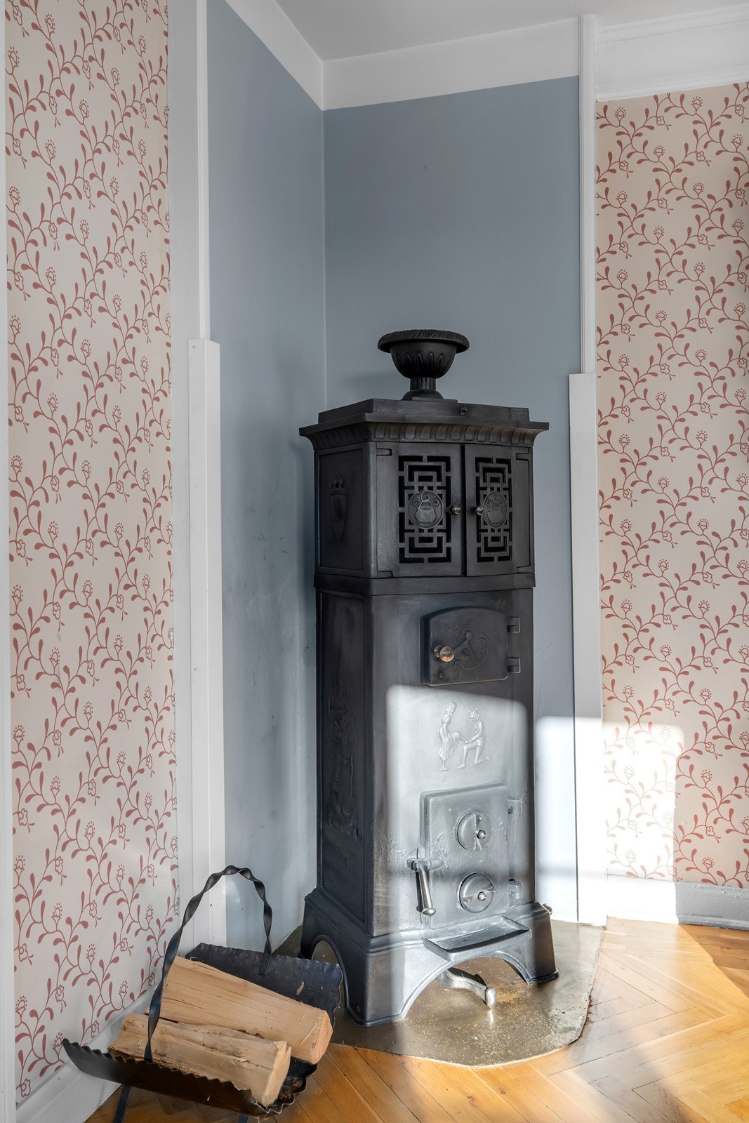 Vedovn i stue Galleribilde