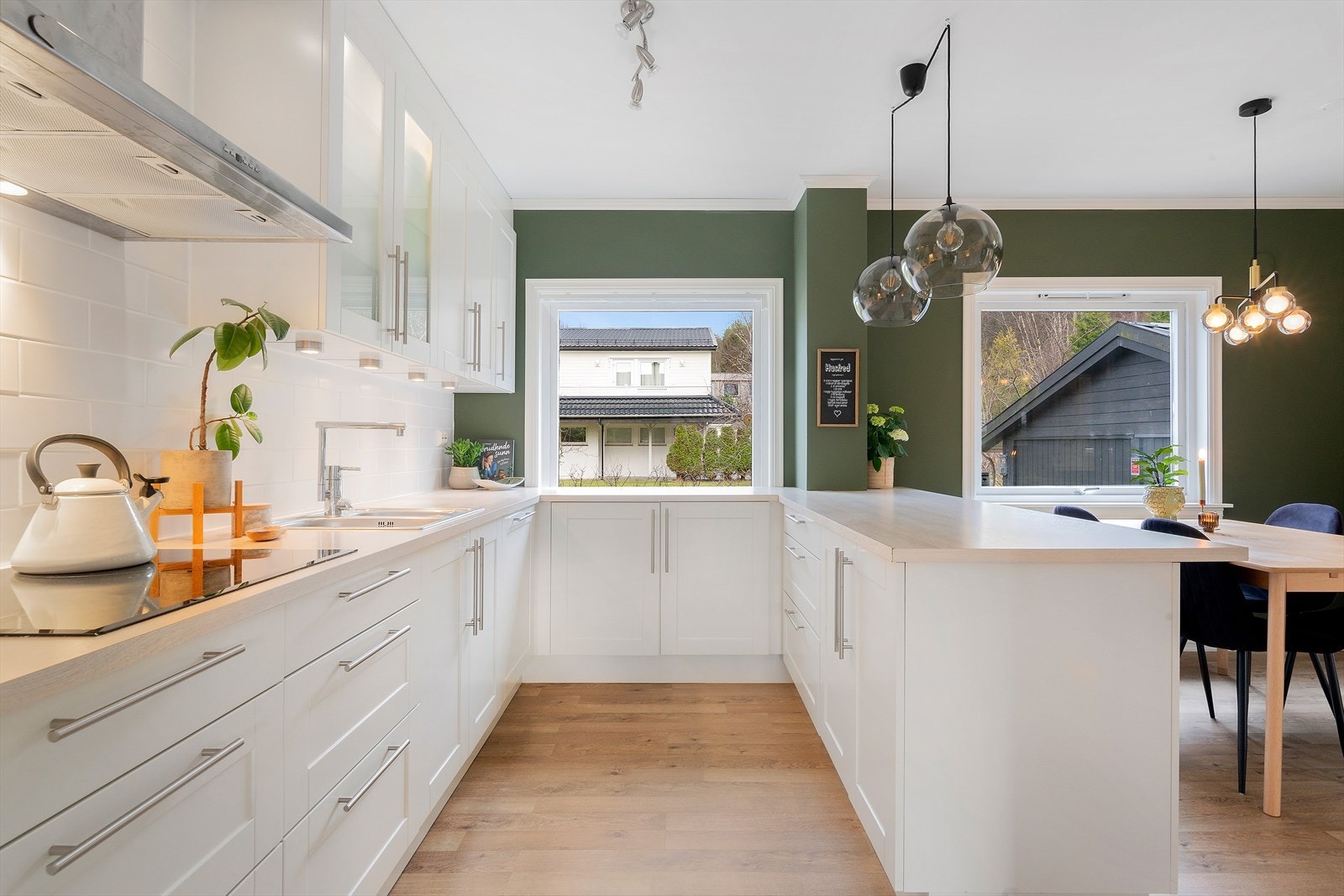 Her gir den gode benkeplassen hobbykokken gode forhold til å utfolde seg. Galleribilde