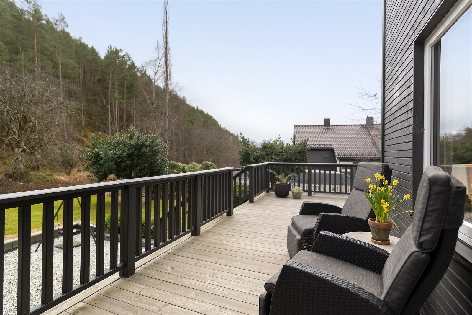 Her er det lite innsyn, lite støy og gode solforhold. Galleribilde