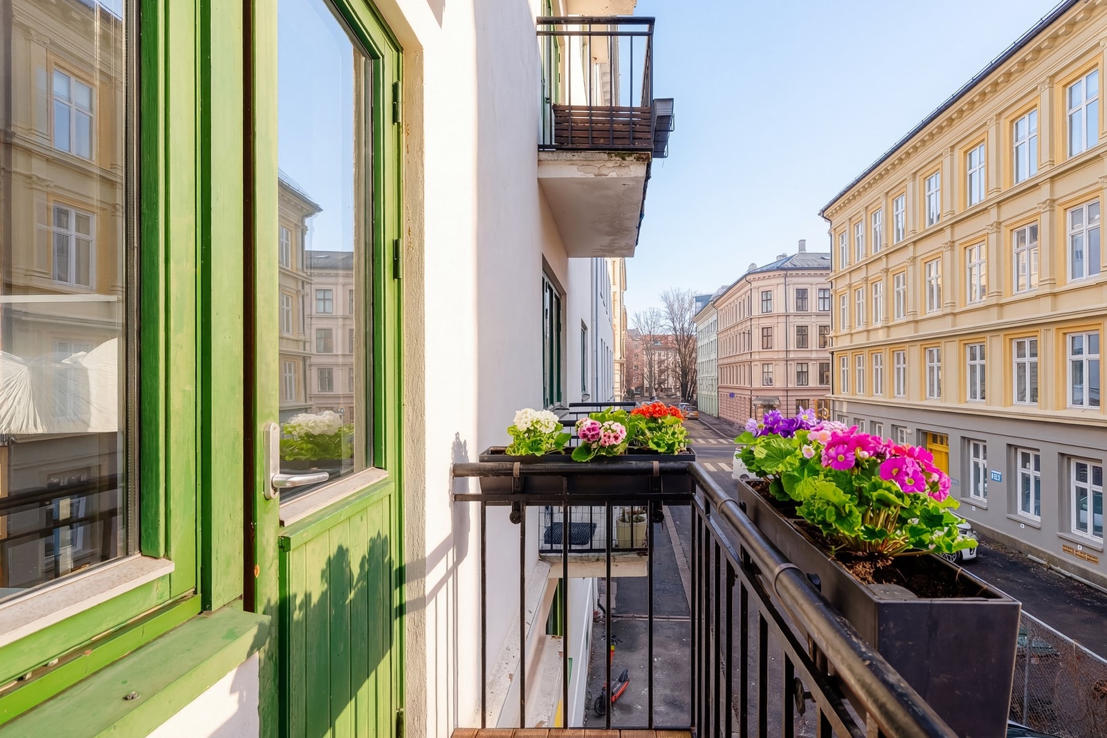 Sameiet har 4 parkeringsplasser som leies ut til beboere. Galleribilde